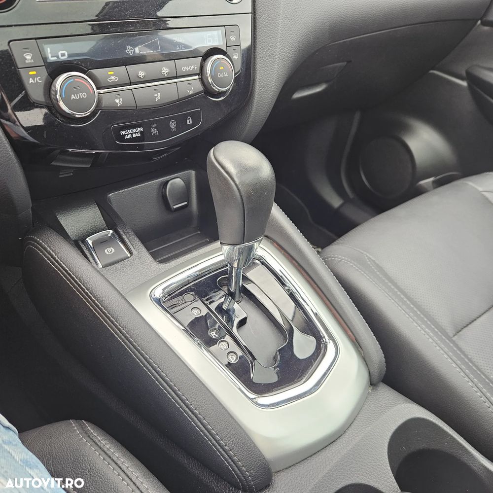 Nissan Qashqai - 14