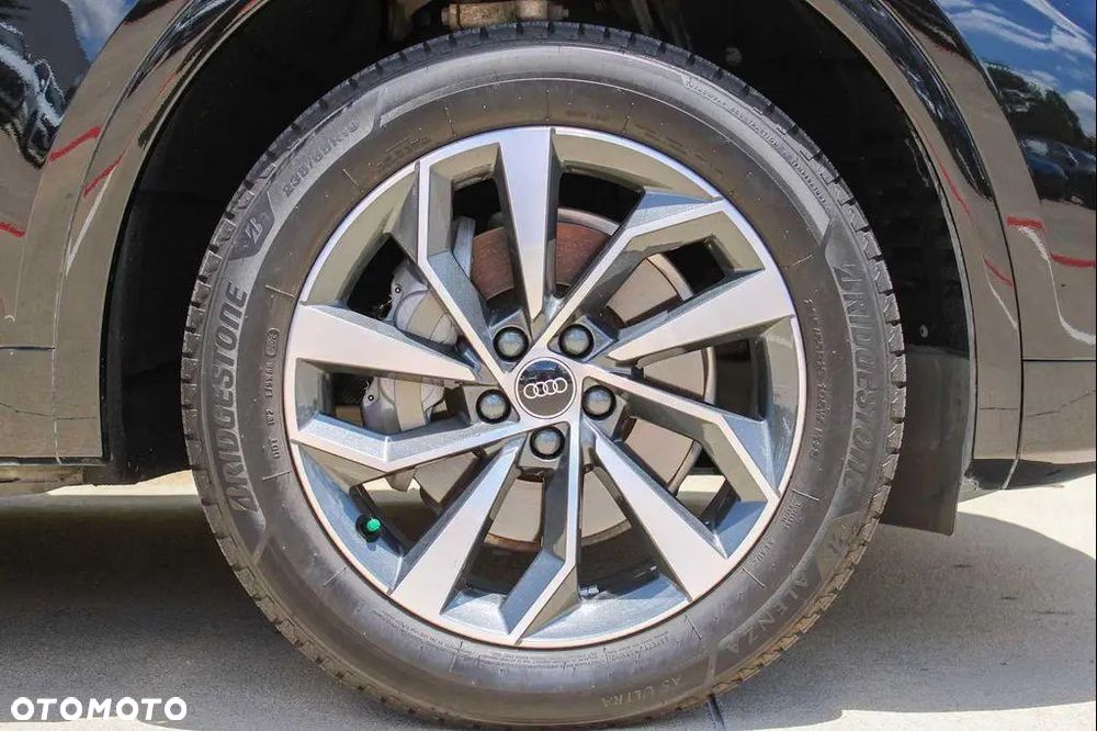 Audi Q5 40 TFSI quattro S tronic S line business - 10
