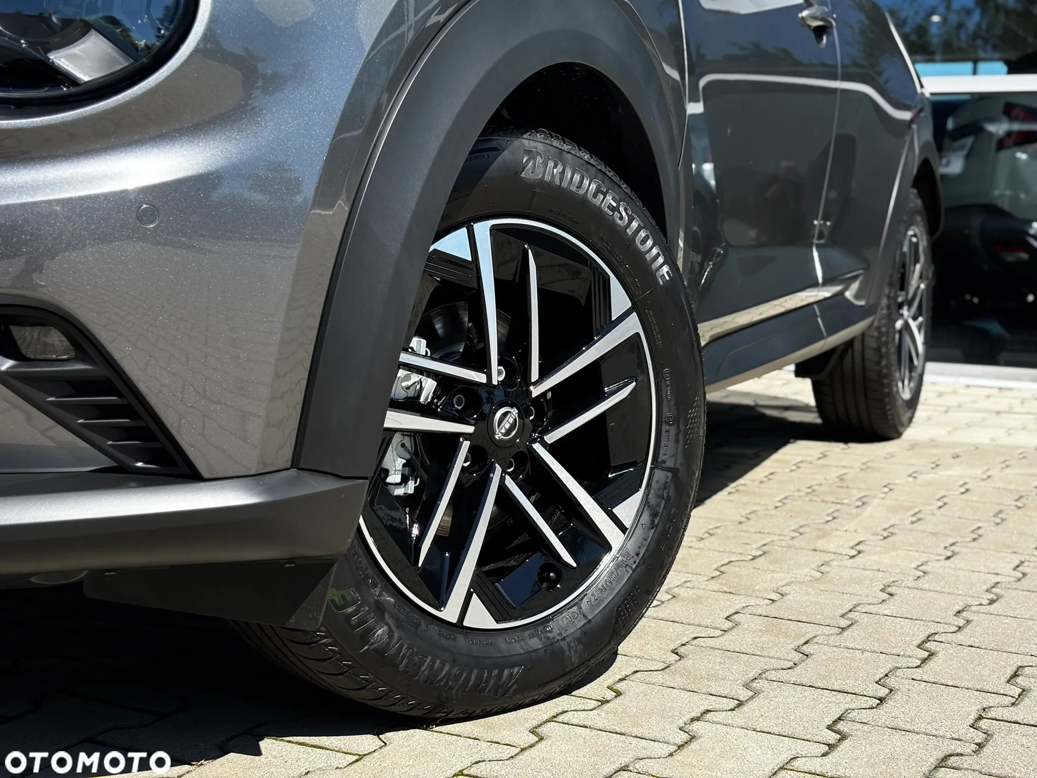 Nissan Juke 1.0 DIG-T N-Connecta DCT - 3