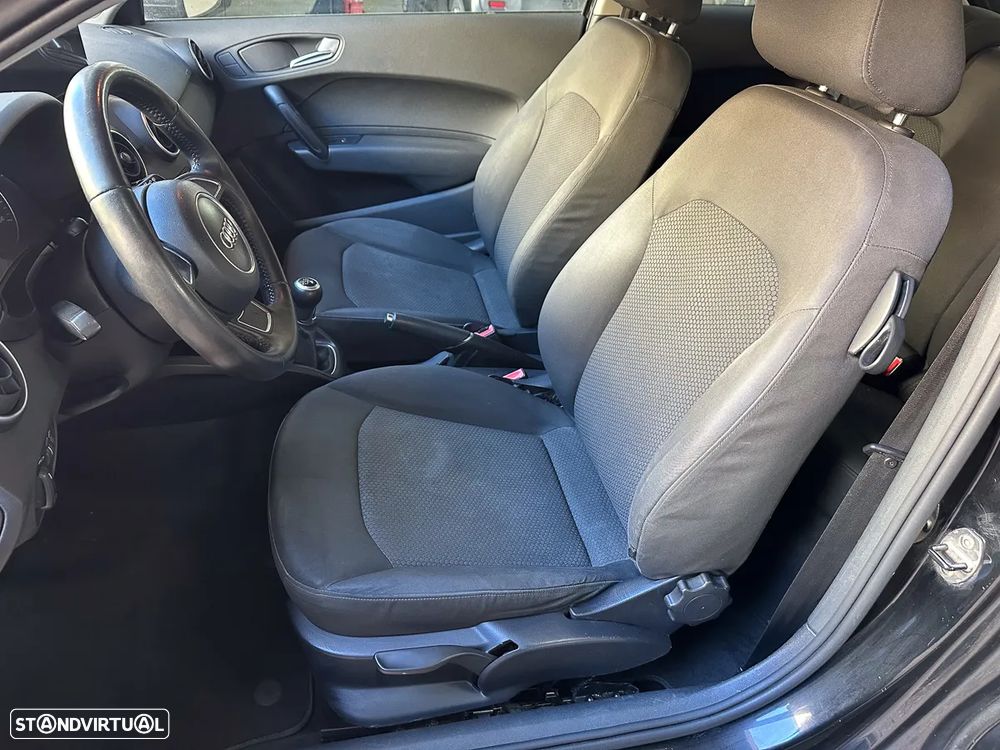 Audi A1 1.6 TDI Attraction - 8