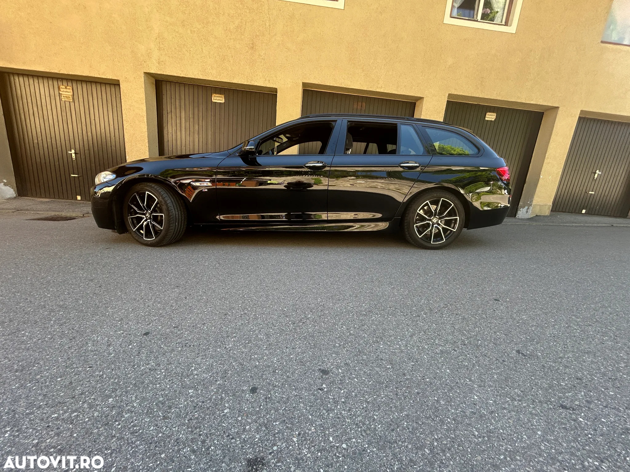 BMW Seria 5 520d Touring Aut. M Sport Edition - 4