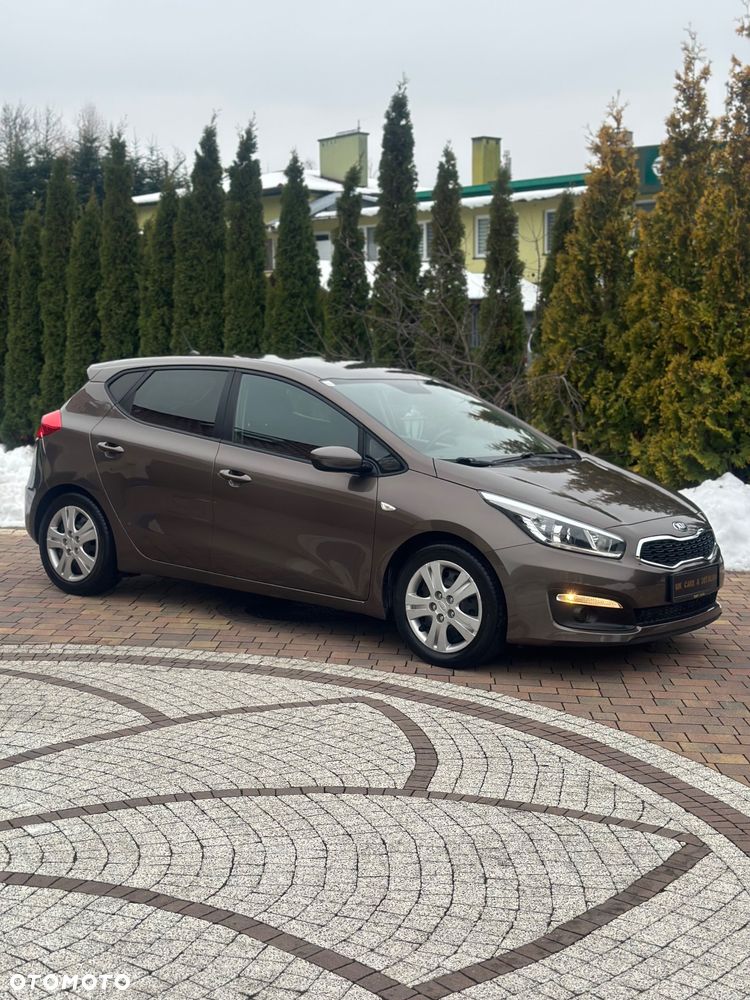Kia Ceed 1.4 CVVT ISG Dream Team Edition - 7