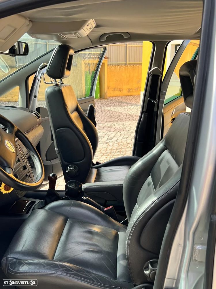 VW Sharan 2.0 TDi Highline - 8