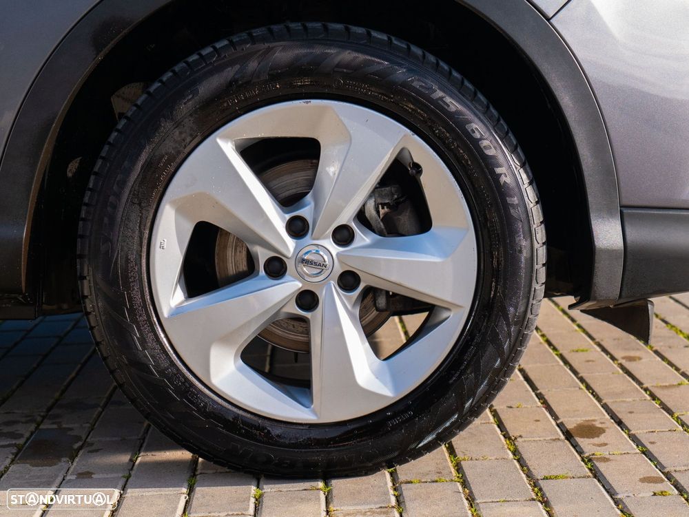 Nissan Qashqai 1.5 dCi N-Connecta - 29