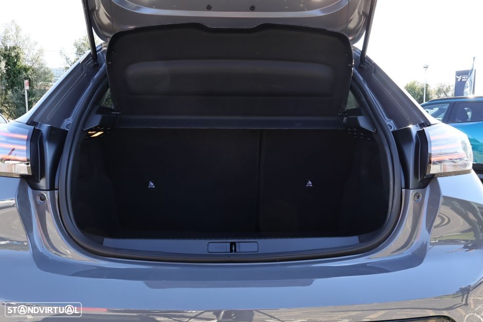 Peugeot 208 1.2 Hybrid Allure e-DCS6 - 18