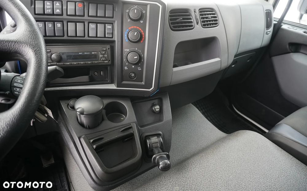 Renault D280 16T / kontener 18 palet / Winda - 24