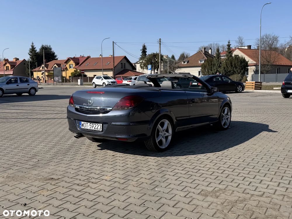 Opel Astra 1.8 Enjoy - 8