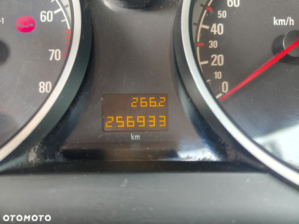Opel Astra 1.6 Turbo Cosmo - 16
