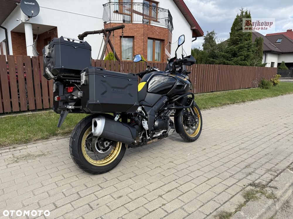 Suzuki DL - 7