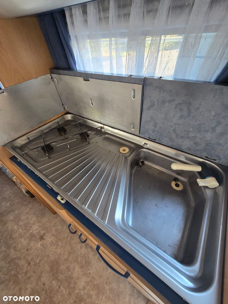 Hobby DE LUXE 400 - 11