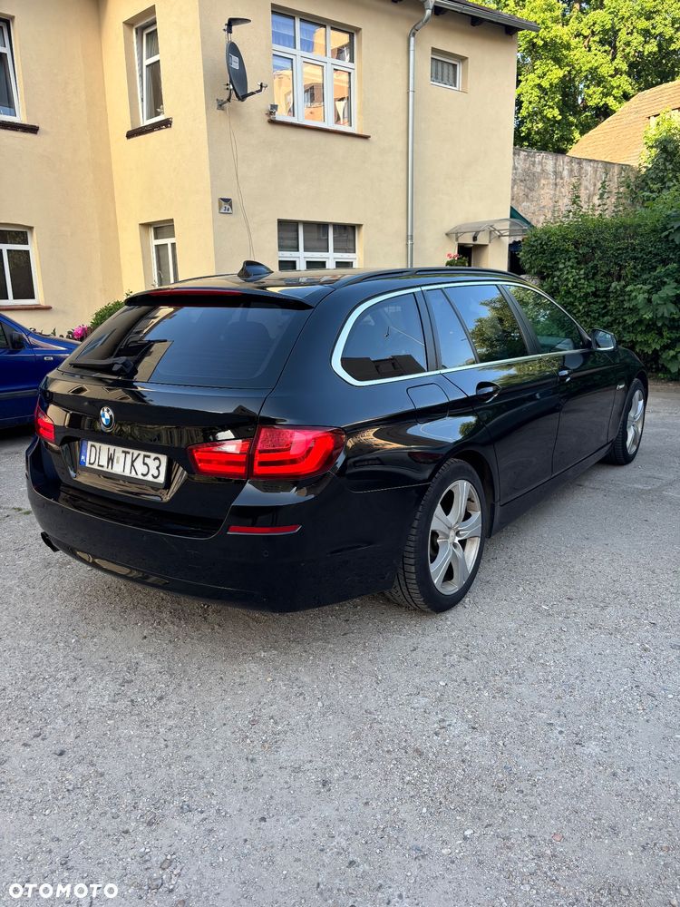 BMW Seria 5 520d - 5