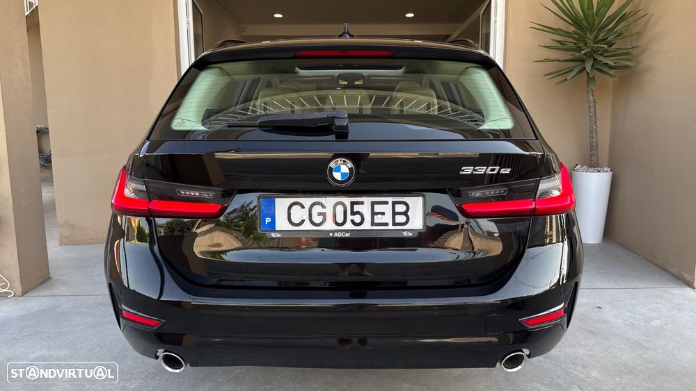 BMW 330 e Line Luxury Auto - 6
