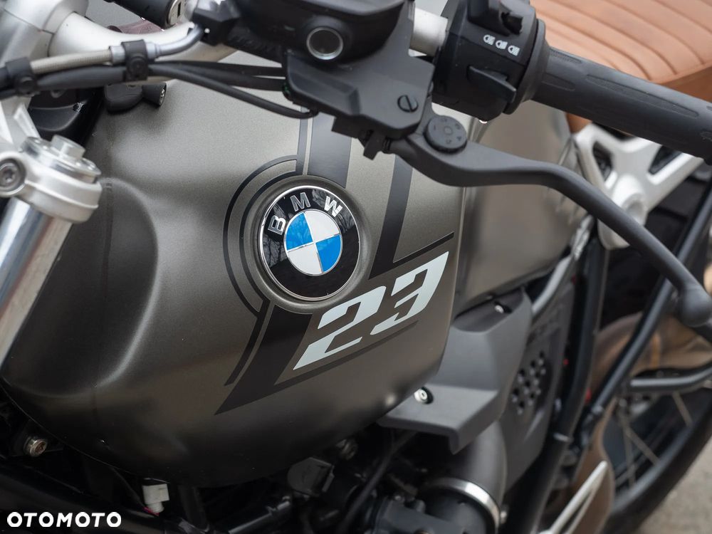 BMW R