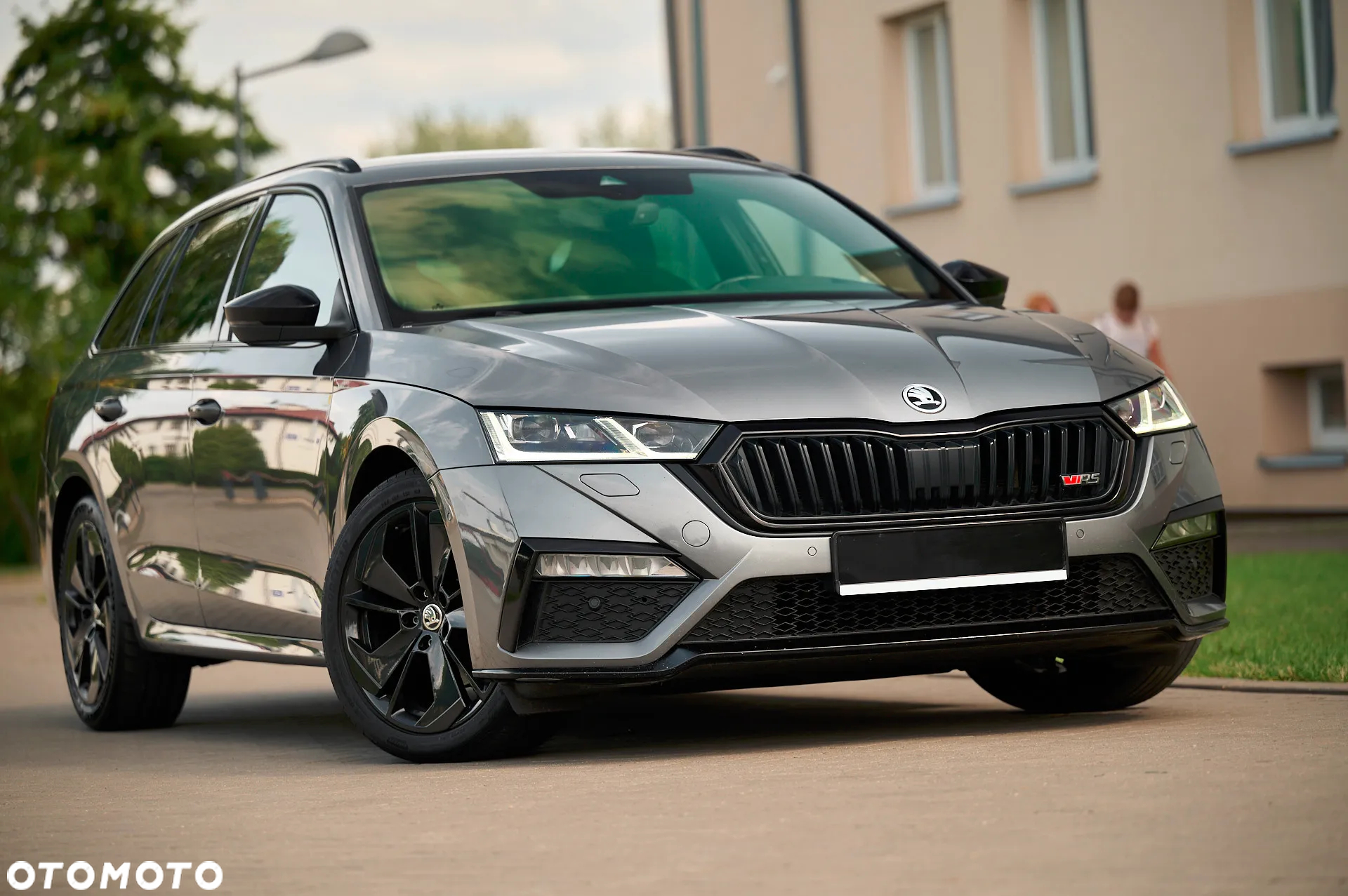 Skoda Octavia Combi 2.0 TDI DSG RS - 7