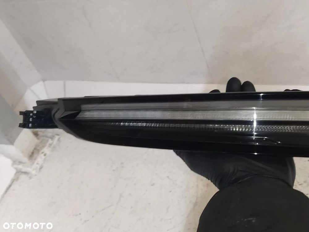 PORSCHE TAYCAN 9JA 19- LAMPA TYŁ TYLNA LED PRAWA LEWA  BASE USA ORYGINAŁ - 8