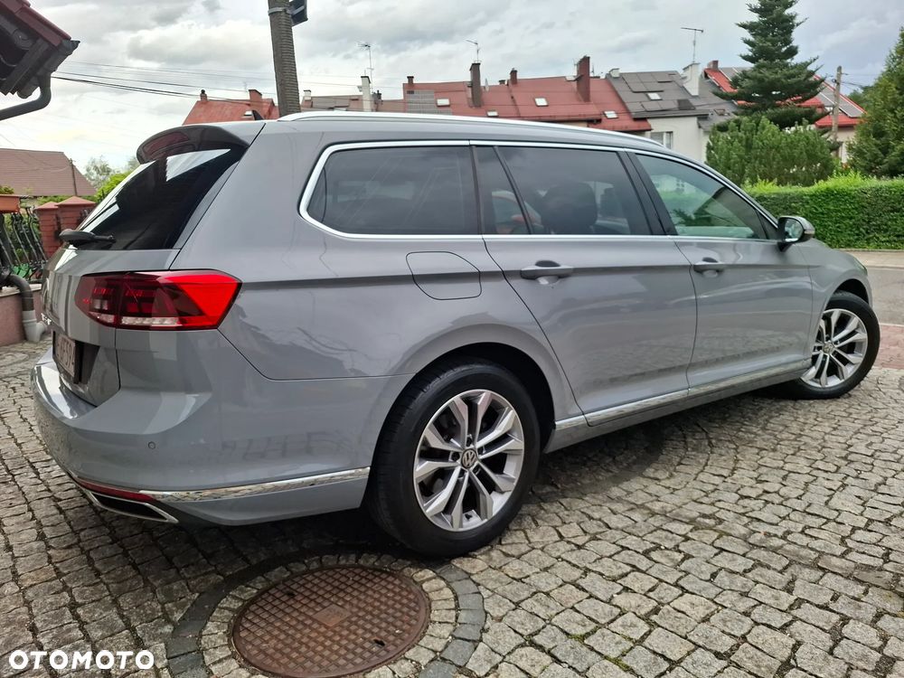 Volkswagen Passat Variant 1.5 TSI EVO Elegance DSG - 11