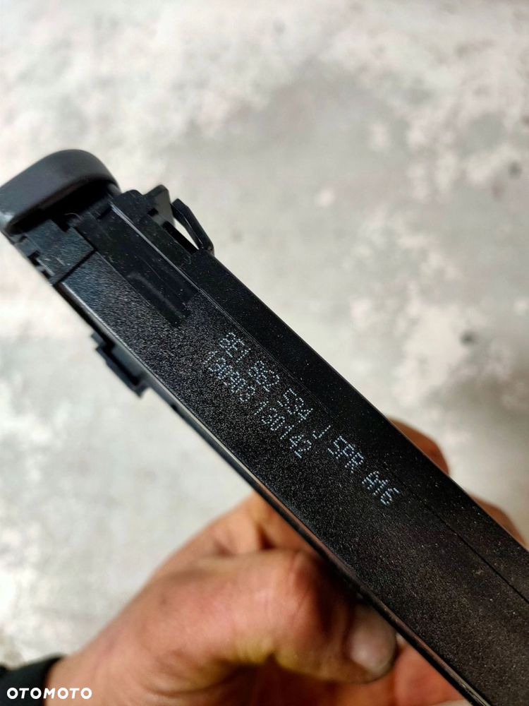 uchwyt na kubek tylny audi a4 s4 b6 8e 8h 8e0862534j - 4