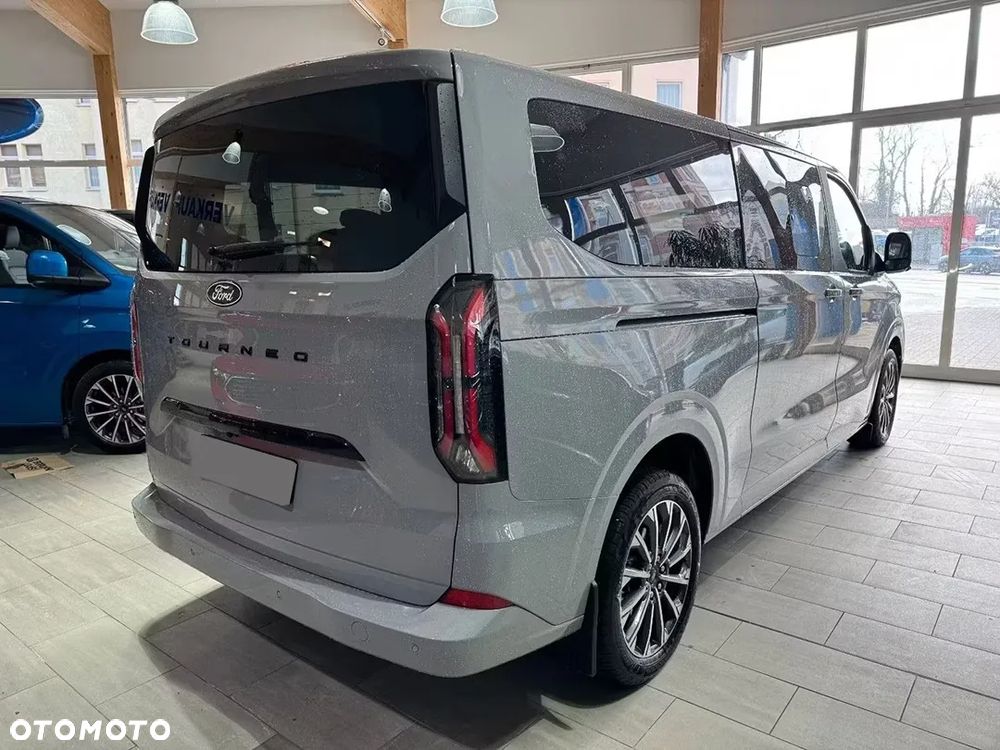 Ford Tourneo Custom 2.5 PHEV CVT 340 L2 Titanium X - 4