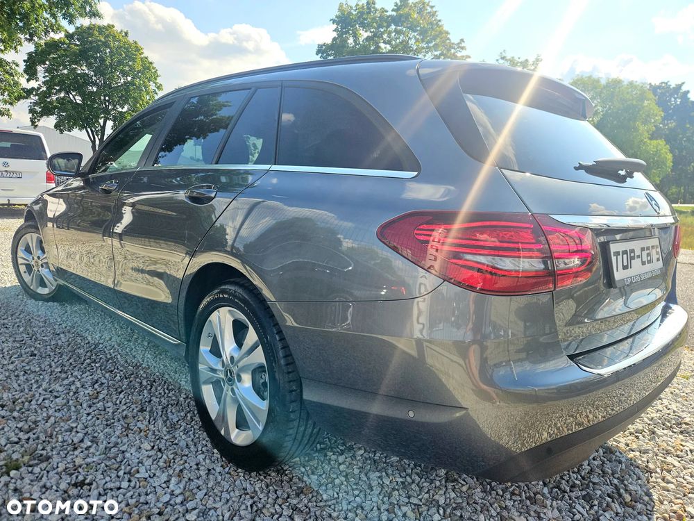 Mercedes-Benz Klasa C 220 d 4Matic T 9G-TRONIC - 4