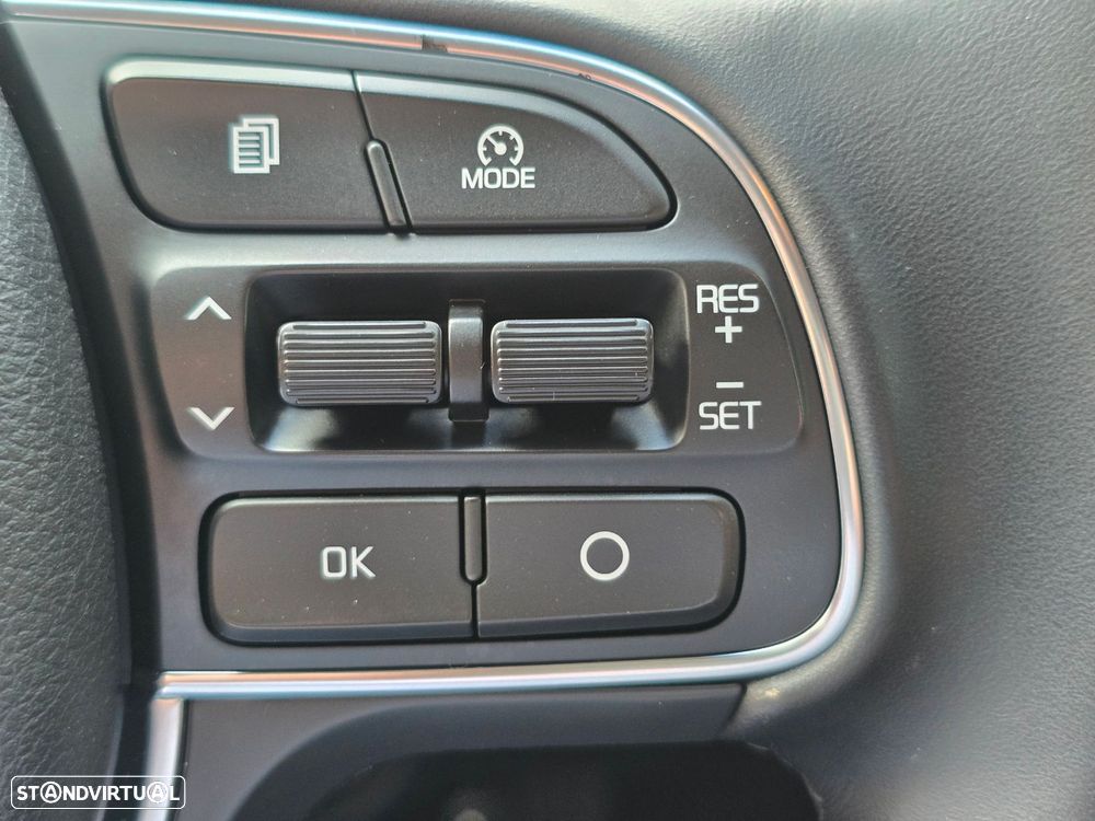 Kia Sportage 1.6 CRDi ISG SX - 21
