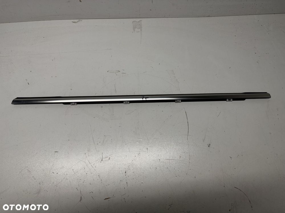 HYUNDAI I30 III HB LISTWA ZGARNIAJĄCA DRZWI PARAPET CHROM PRAWA TYŁ TYLNA - 3