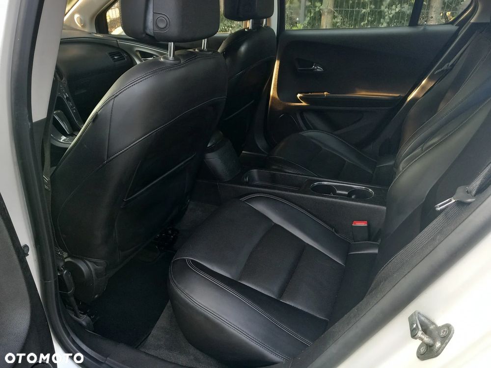 Opel Ampera - 12