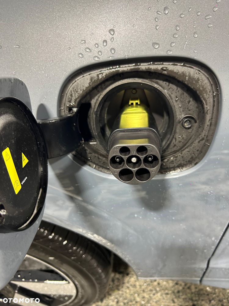 Volvo XC 60 T8 AWD Recharge Geartronic RDesign - 25