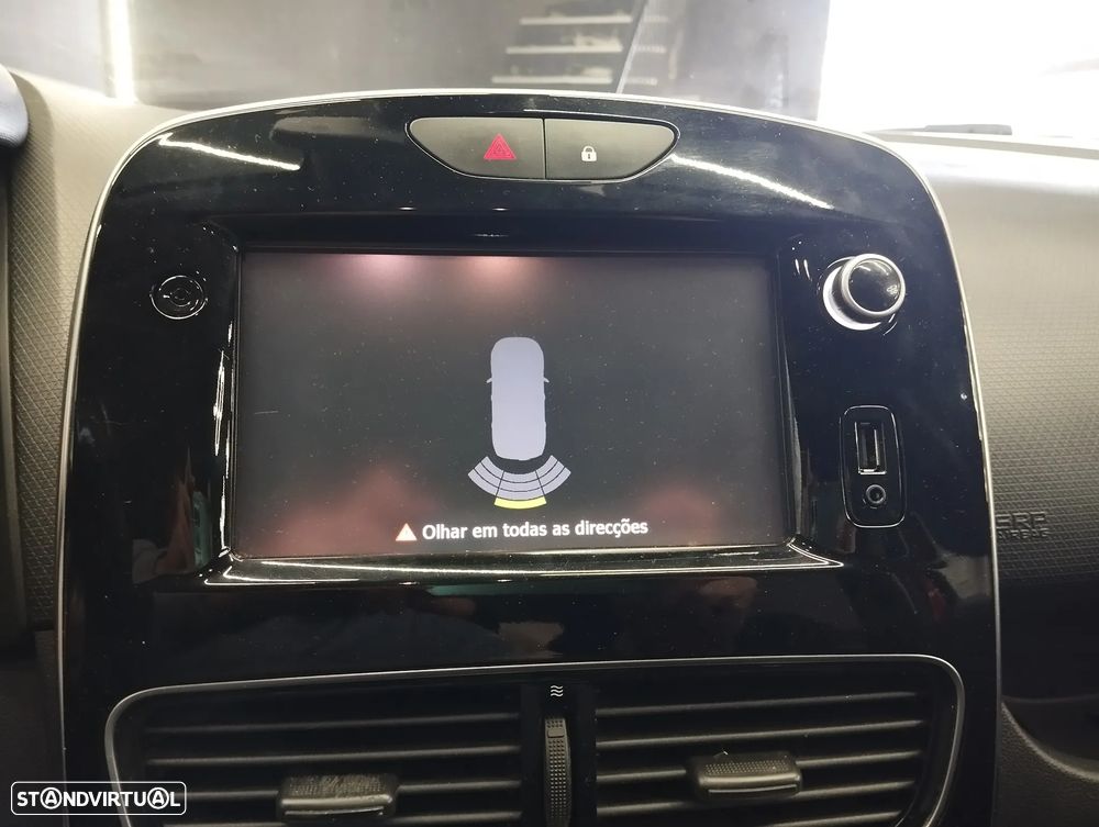 Renault Clio Sport Tourer 1.5 dCi GT Line - 26