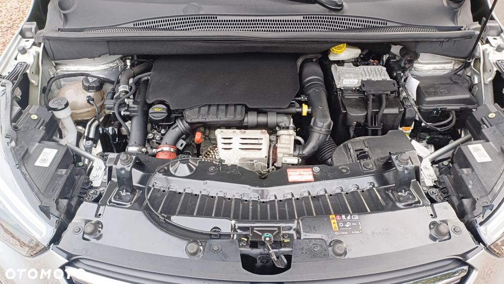 Opel Crossland X - 17