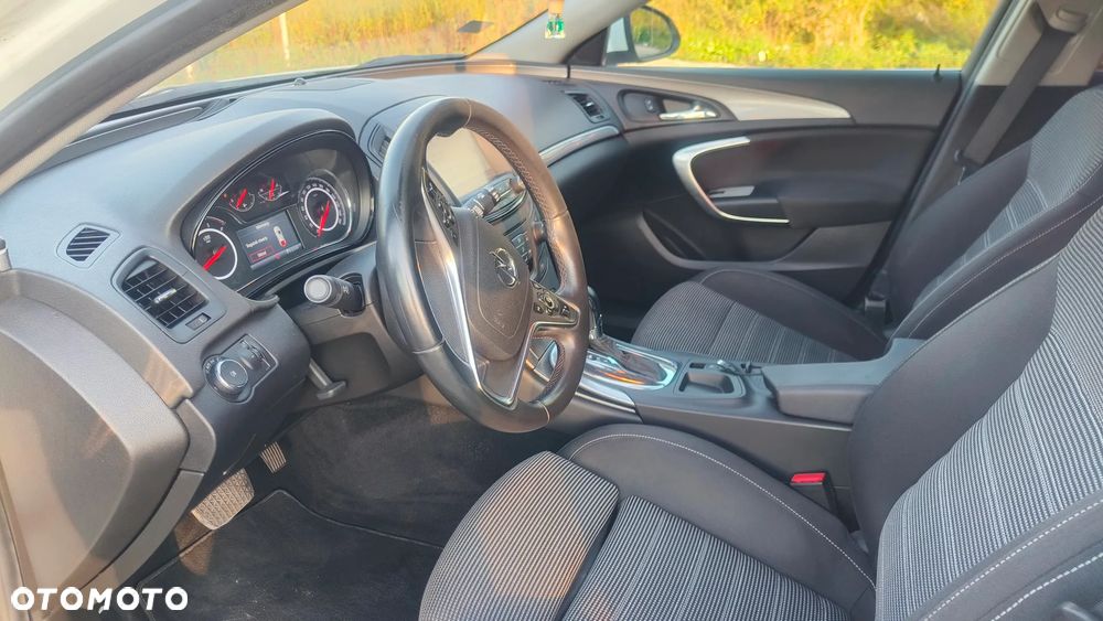 Opel Insignia - 21