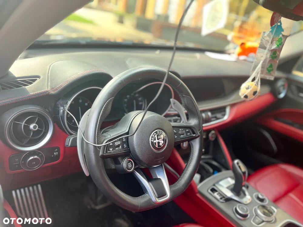 Alfa Romeo Stelvio 2.0 Turbo Super Q4 - 2