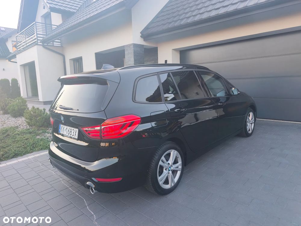 BMW Seria 2 218d Luxury Line sport - 13