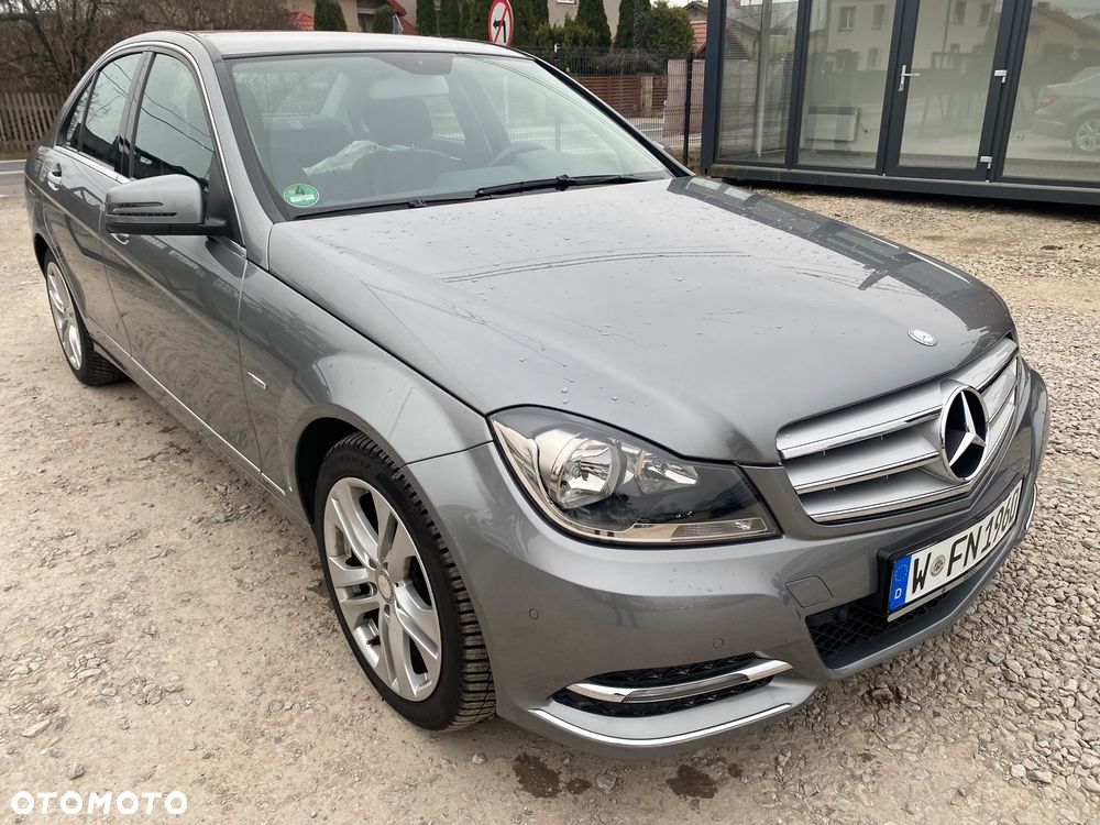 Mercedes-Benz Klasa C 180 CGI Automatik BlueEFFICIENCY Avantgarde - 7