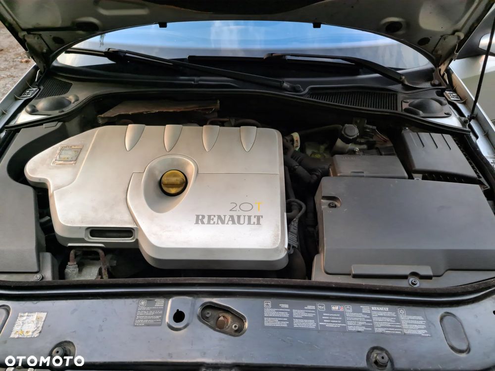 Renault Laguna 2.0 GT Turbo - 12