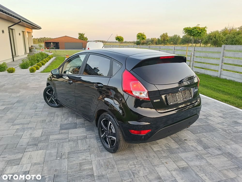 Ford Fiesta - 2