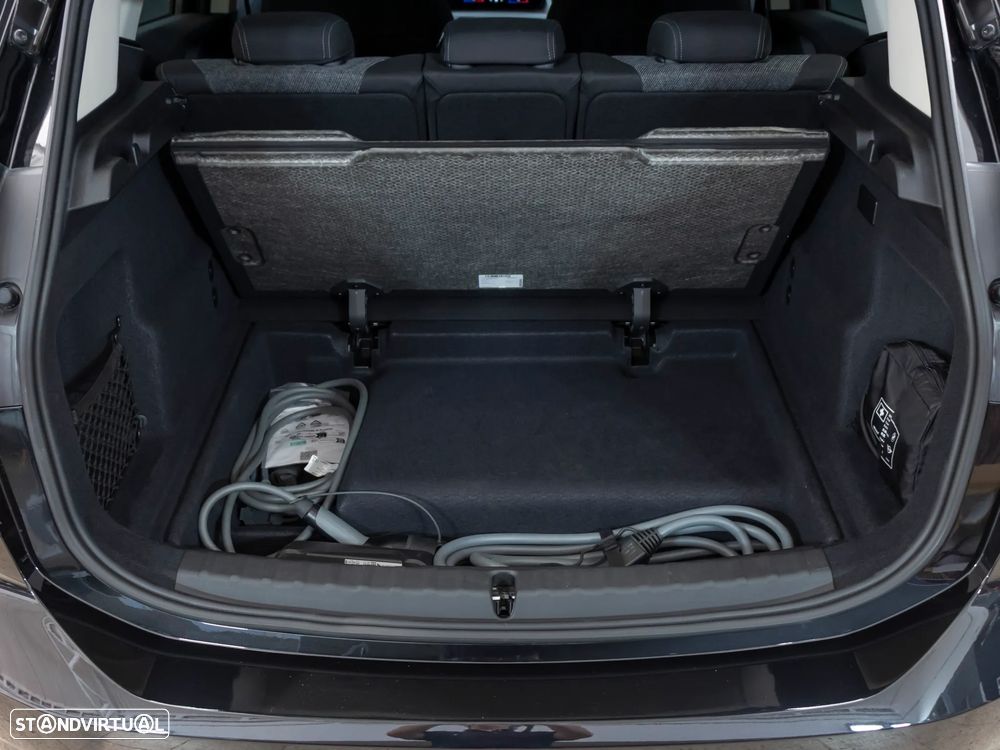 BMW 225xe Active Tourer e xDrive - 8