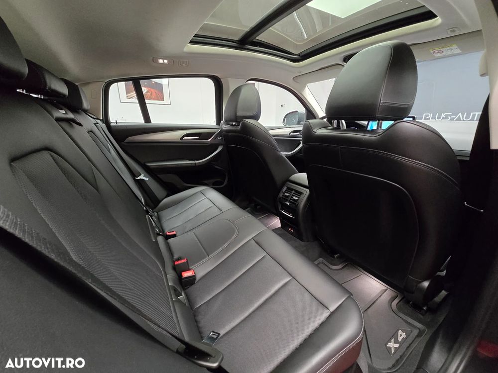 BMW X4 xDrive20i AT xLine - 25