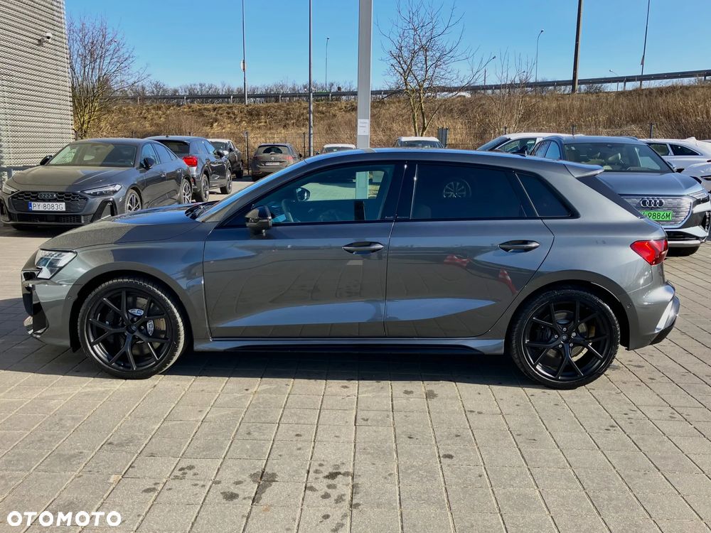 Audi RS3 Sportback - 11