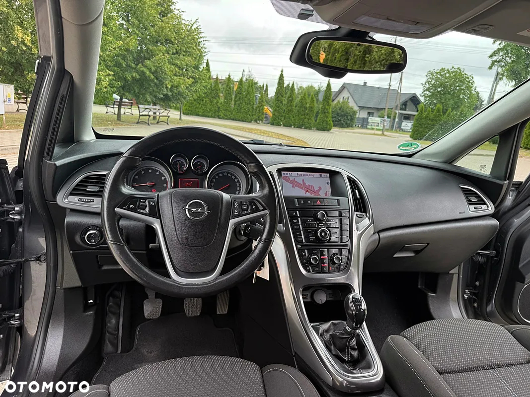 Opel Astra 1.4 Turbo Cosmo - 4