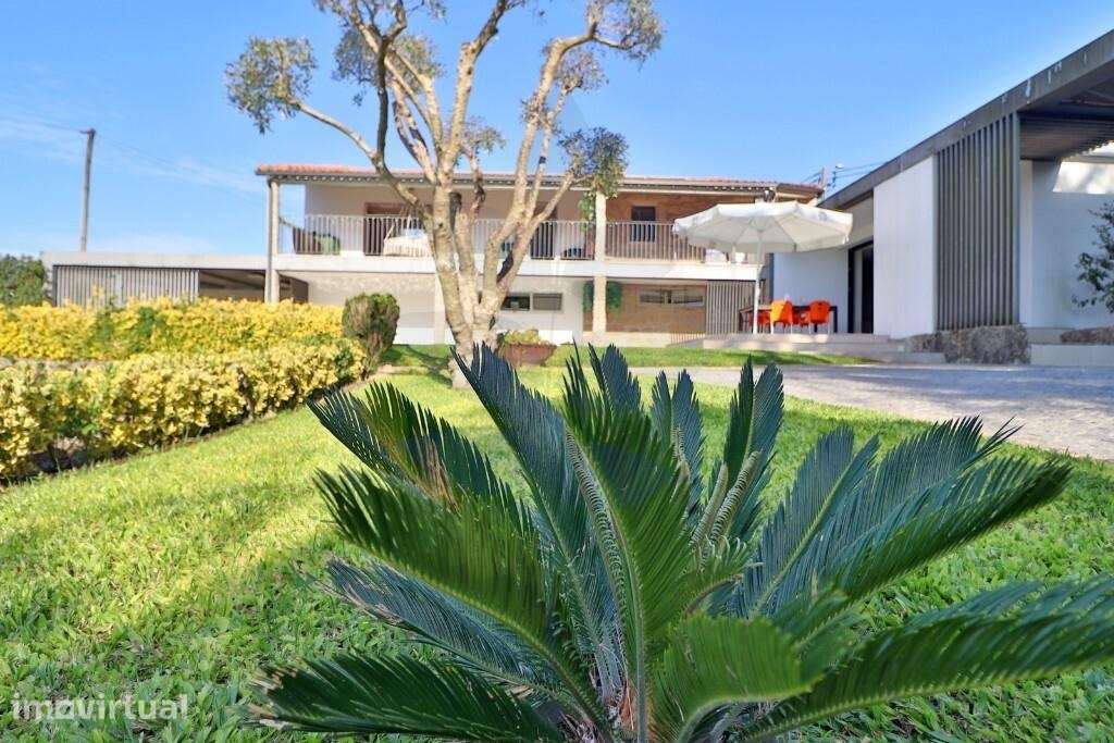 Moradia T3 + Escritório com Piscina em Priscos – Braga - Grande imagem: 2/45