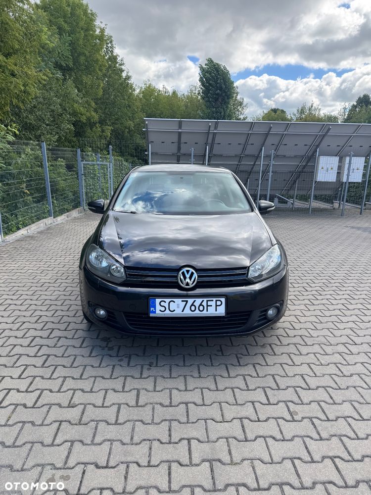 Volkswagen Golf 2010 photo 2