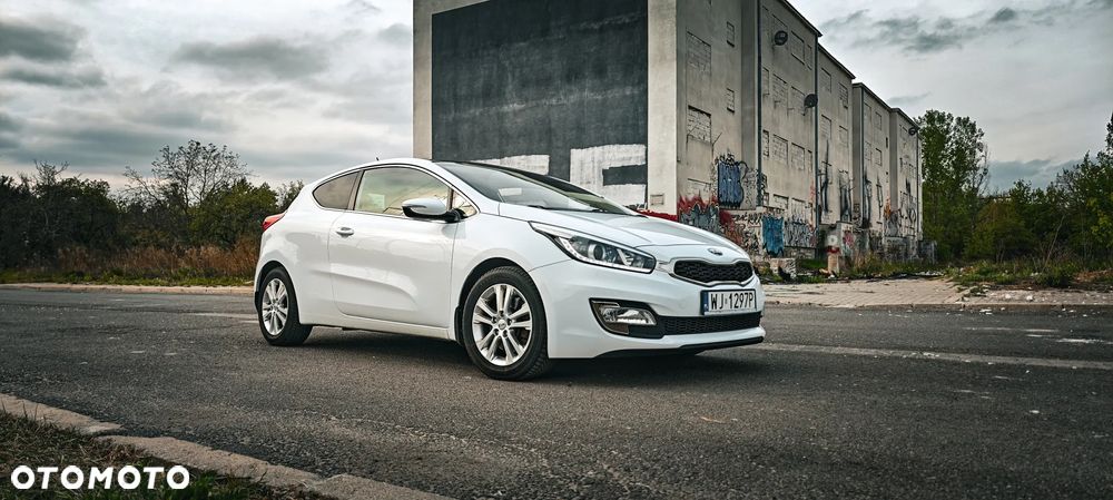 Kia ProCeed - 2