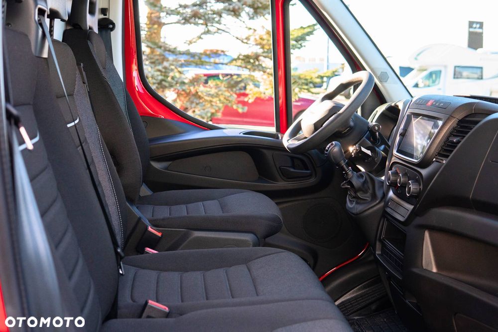 Iveco Daily 35S18H V - 25