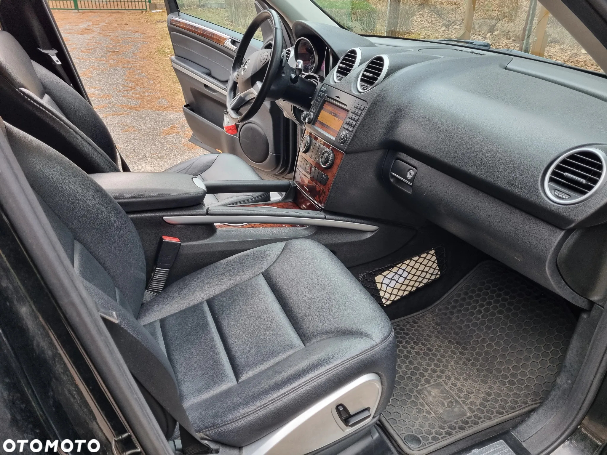 Mercedes-Benz ML 350 4-Matic - 11