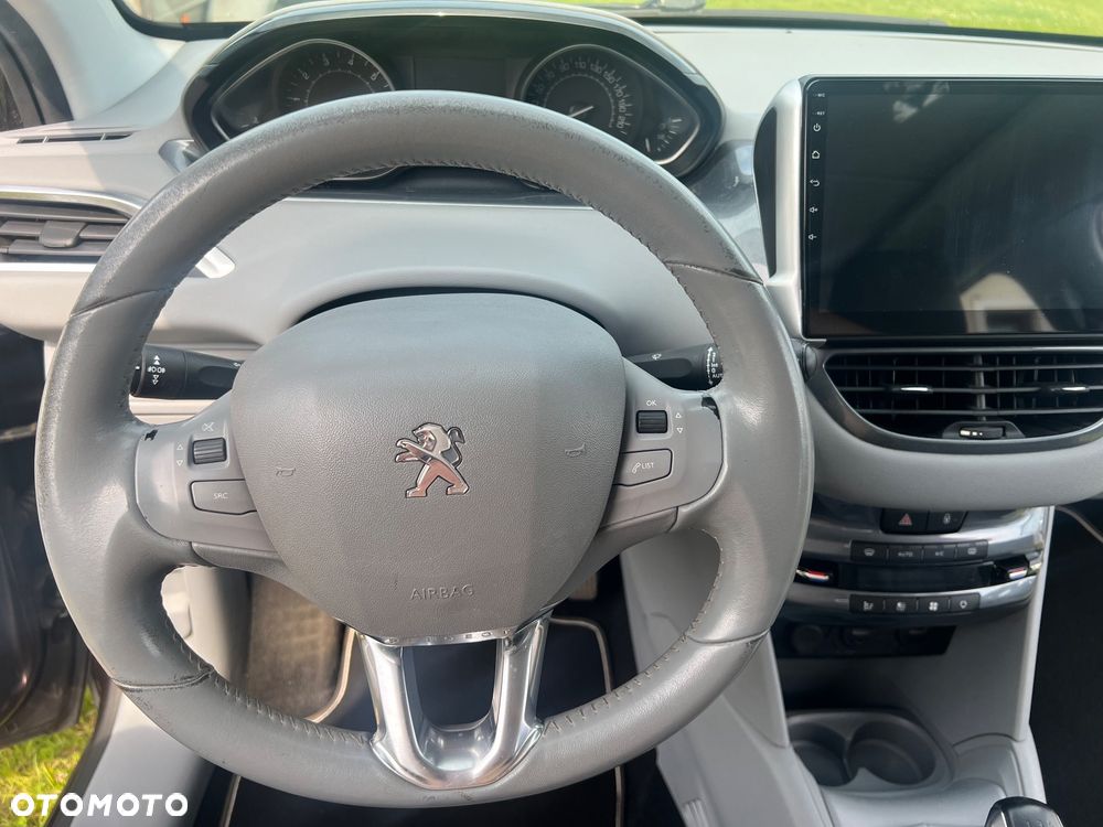 Peugeot 208 1.4 VTi Allure - 14