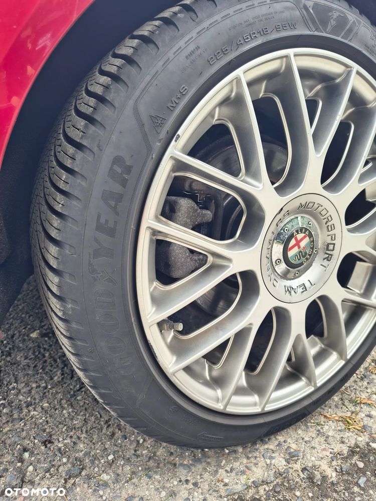 Alfa Romeo 159 3.2 JTS V6 24V Q4 Q-Tronic Elegante - 10