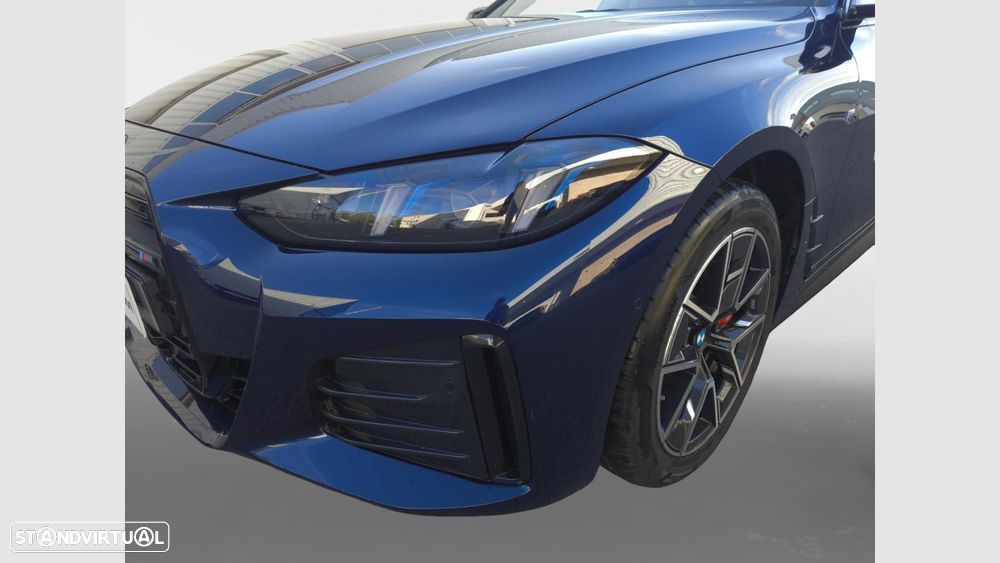 BMW i4 M50 Pack Desportivo M Pro — fotografia 16