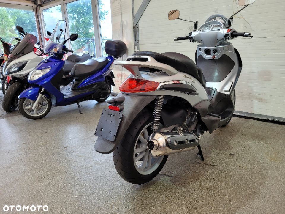 Piaggio Beverly - 29