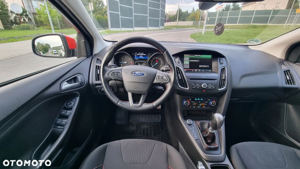 Ford Focus 2.0 TDCi DPF Start-Stopp-System Titanium - 37