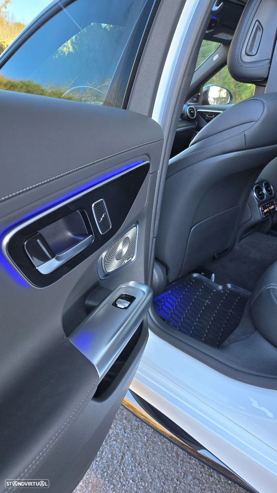 Mercedes-Benz C 63 AMG S E Performance 4Matic - 18